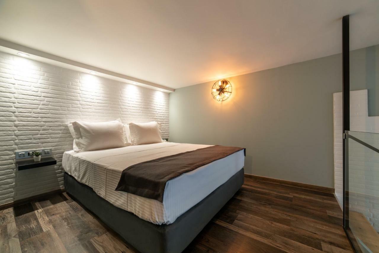 Oinoelia Luxury Suites & Residence Potos Extérieur photo