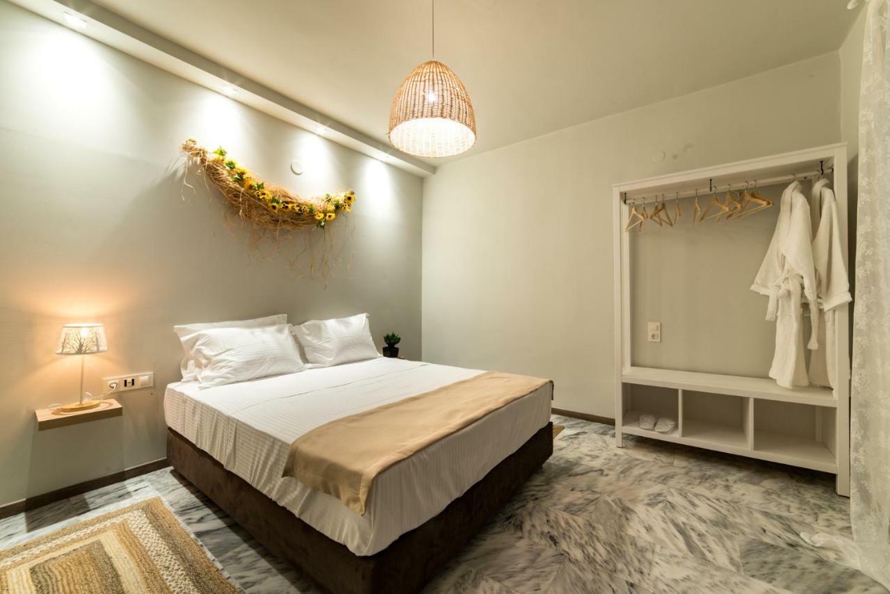 Oinoelia Luxury Suites & Residence Potos Extérieur photo