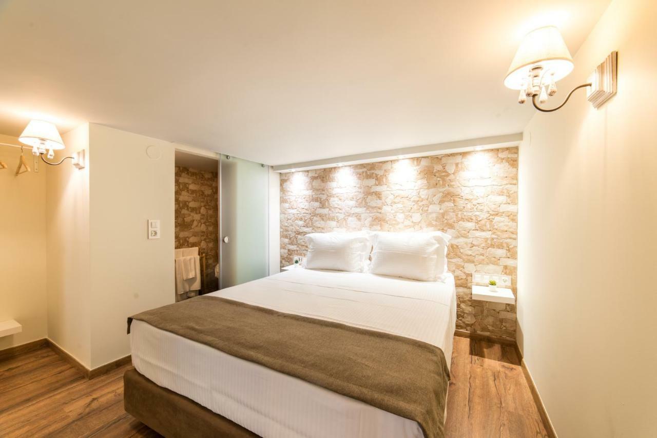 Oinoelia Luxury Suites & Residence Potos Extérieur photo