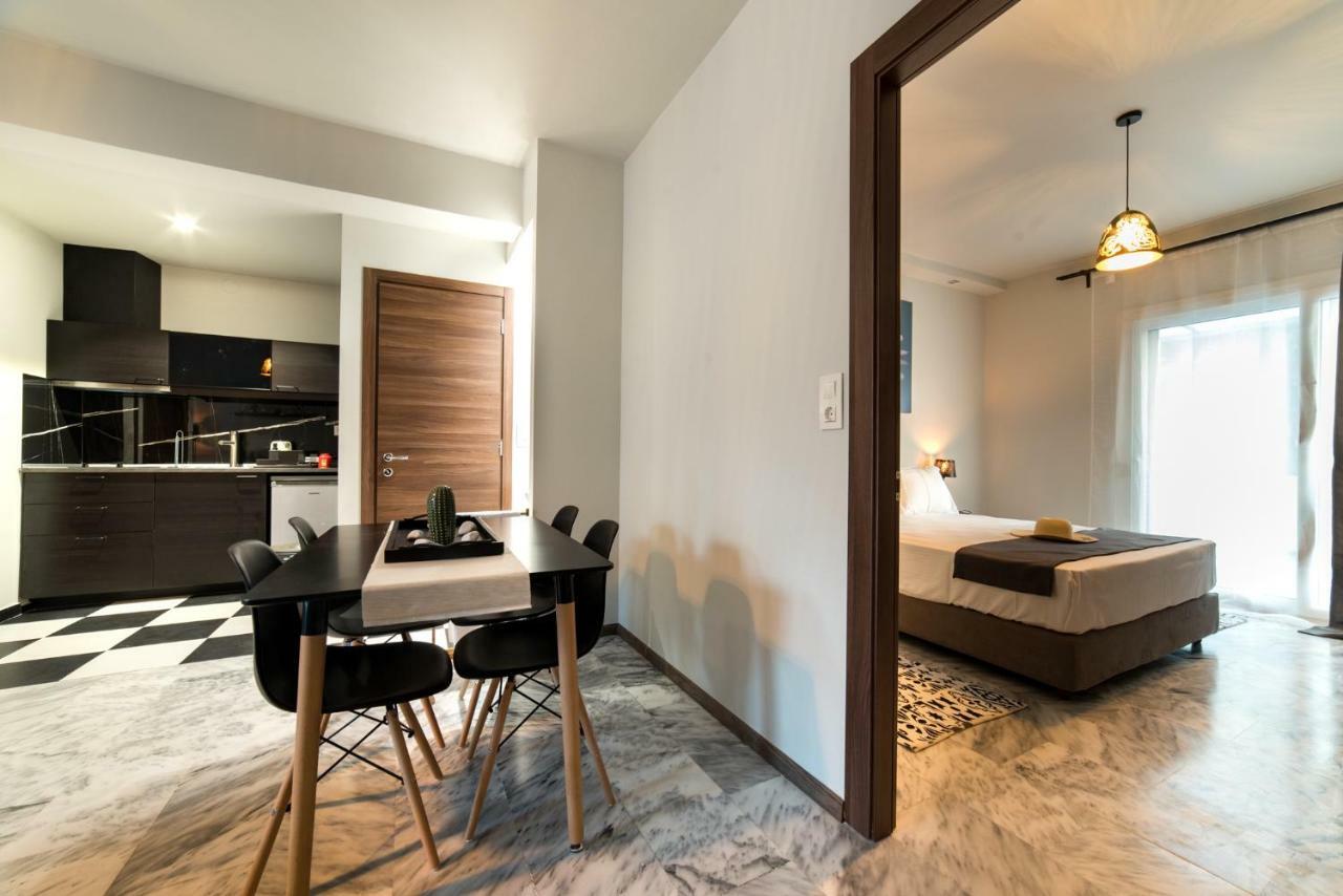 Oinoelia Luxury Suites & Residence Potos Extérieur photo