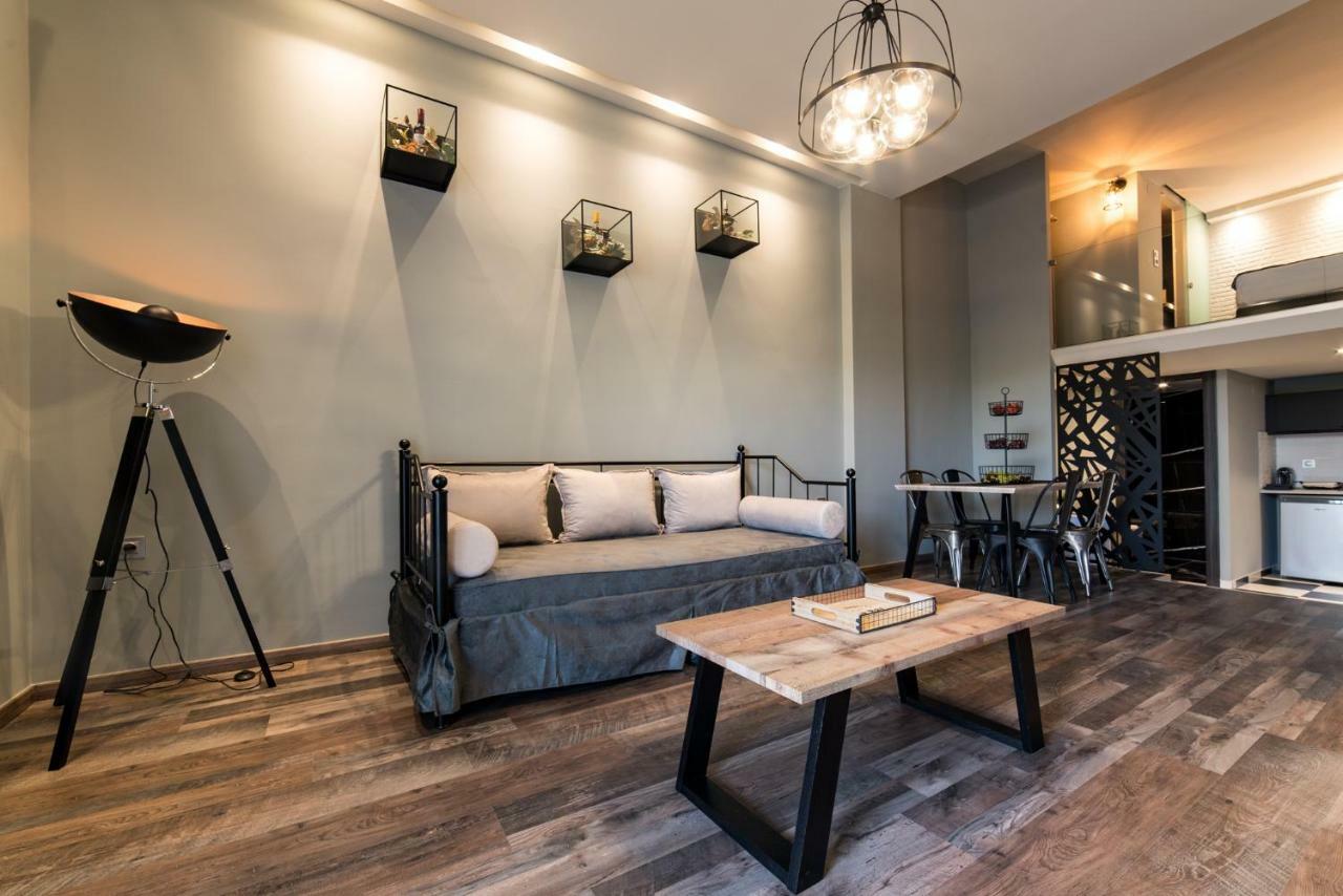 Oinoelia Luxury Suites & Residence Potos Extérieur photo